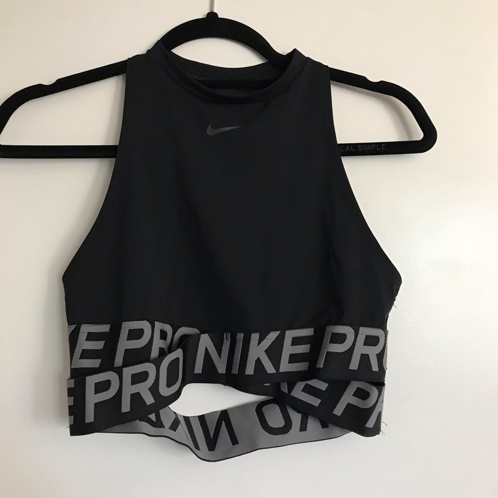 Nike Pro Crop Top